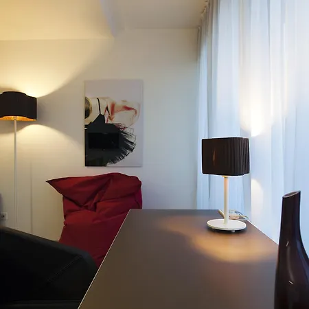 City Aparthotel 4*